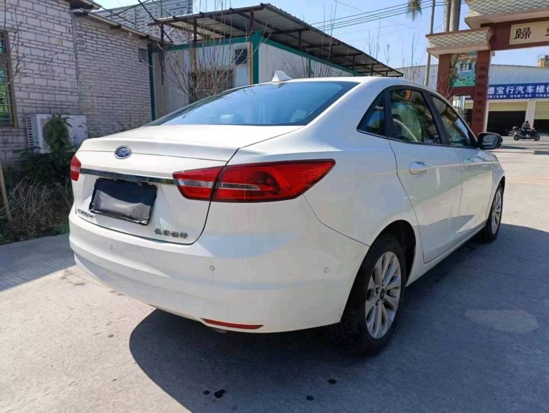 珠海18年福特福睿斯6