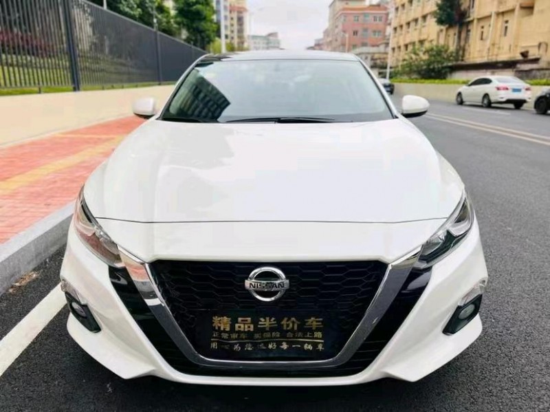 广州19年日产天籁9