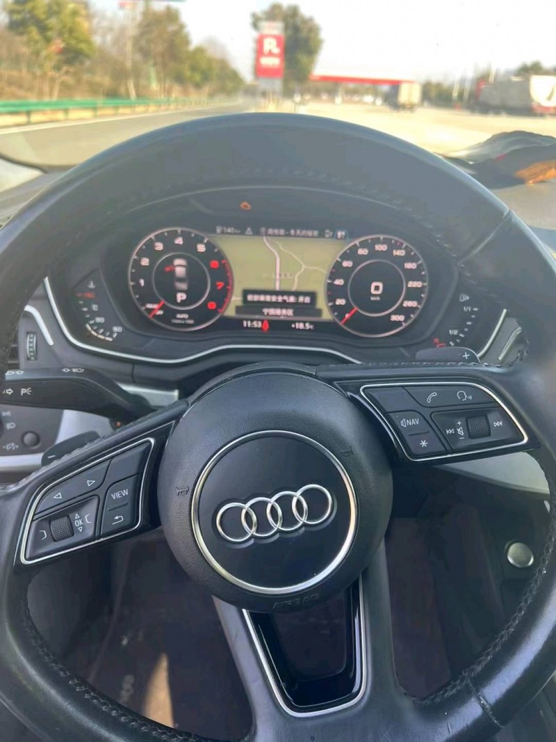 邯郸19年奥迪A4L8
