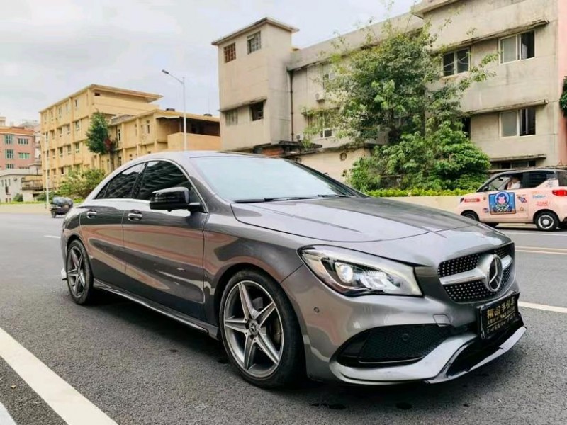 东莞17年奔驰CLA2