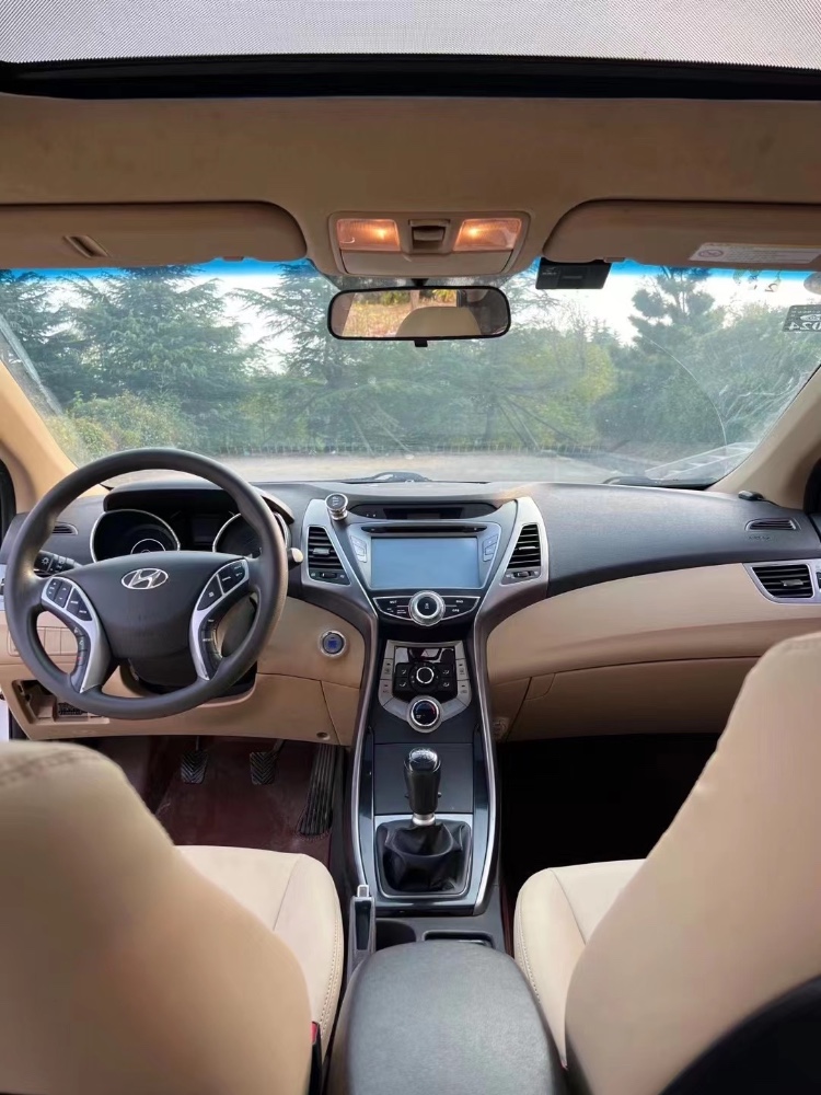 青岛14年现代朗动3