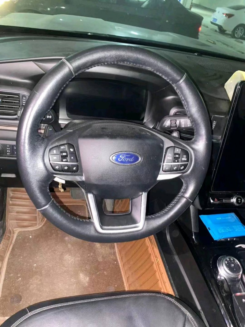 淮南21年福特探险者3