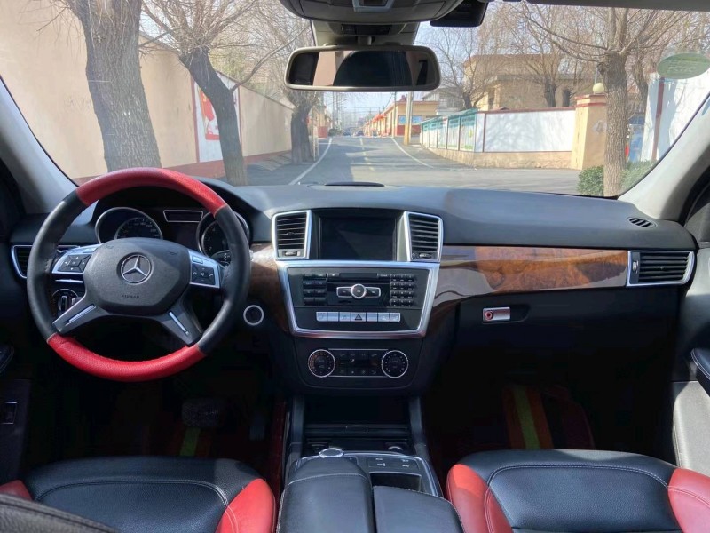 青岛12年奔驰ML4