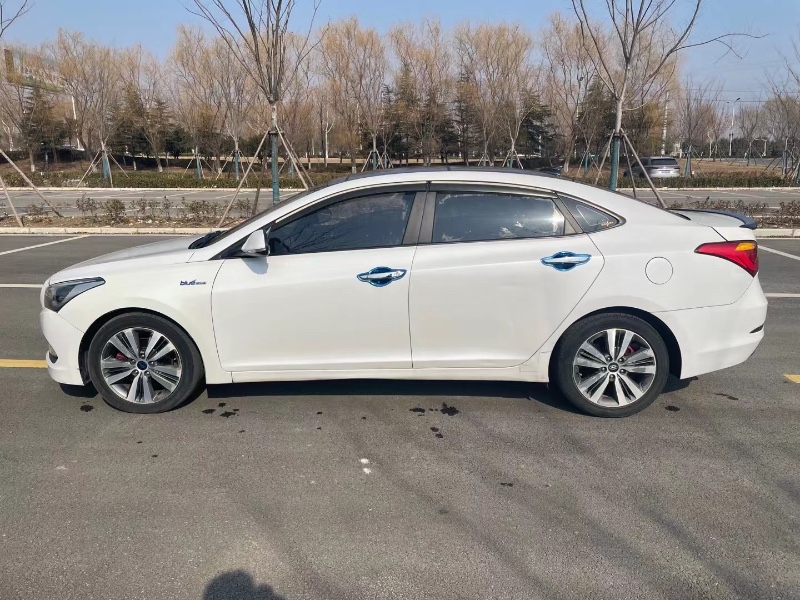 徐州17年现代名图3