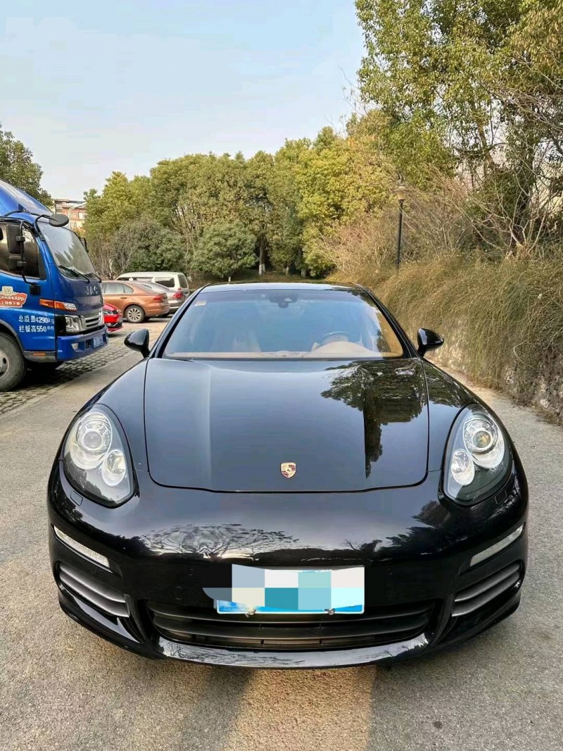 邯郸14年保时捷帕拉梅拉9
