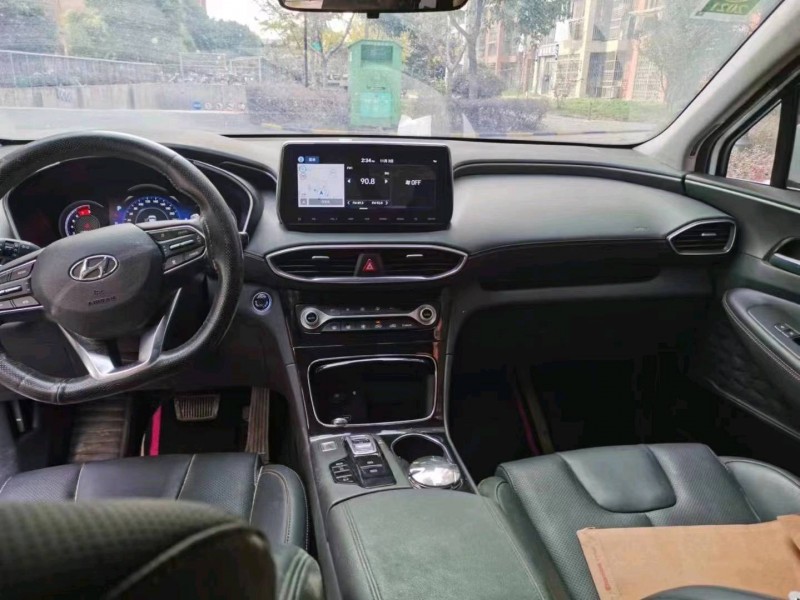 淮南19年现代新胜达7