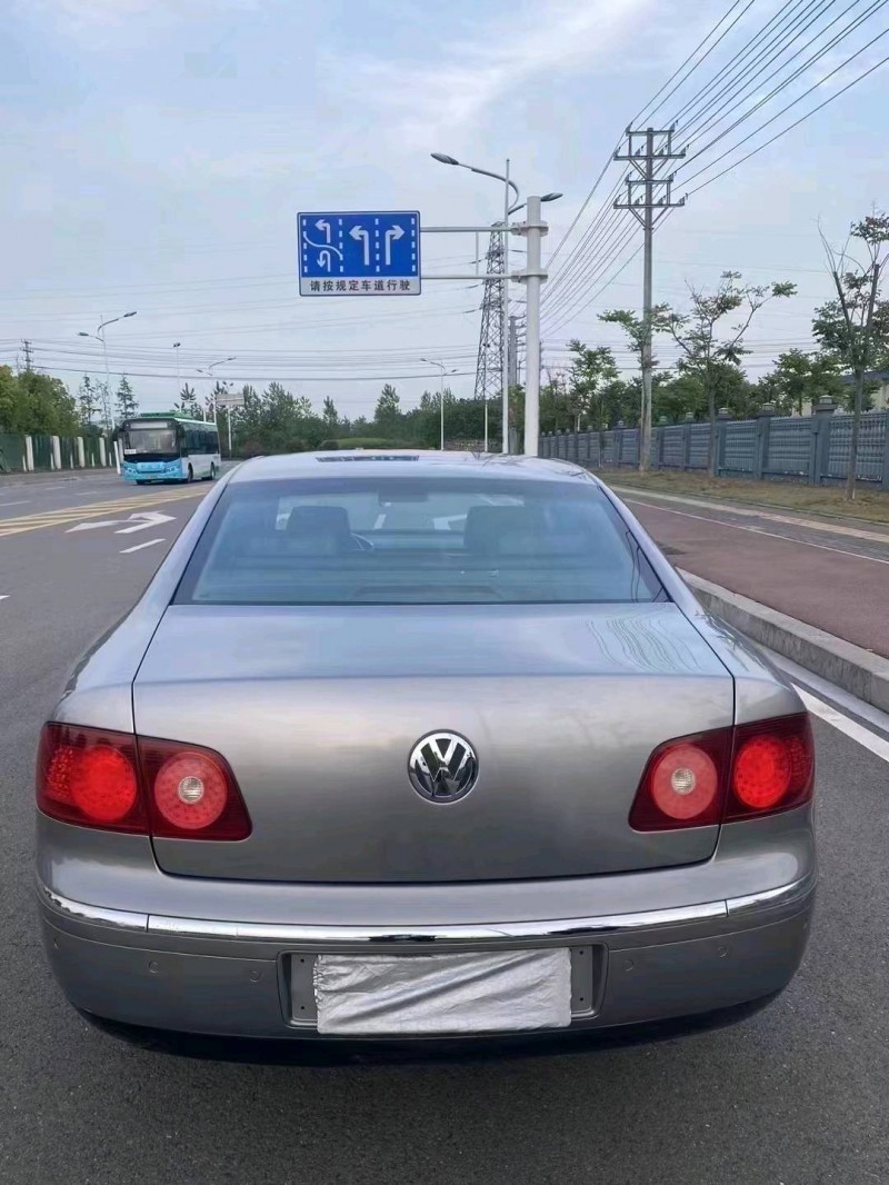 邯郸10年大众辉腾4