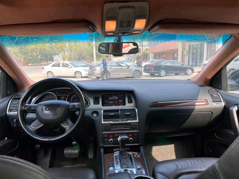 济宁13年奥迪Q74