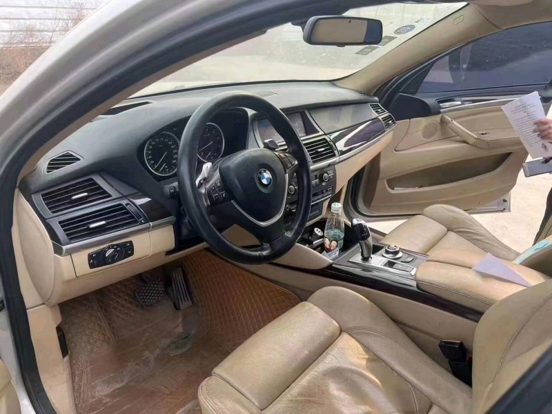 北京09年宝马X65