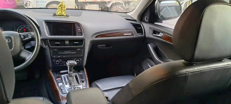 北京13年奥迪Q56