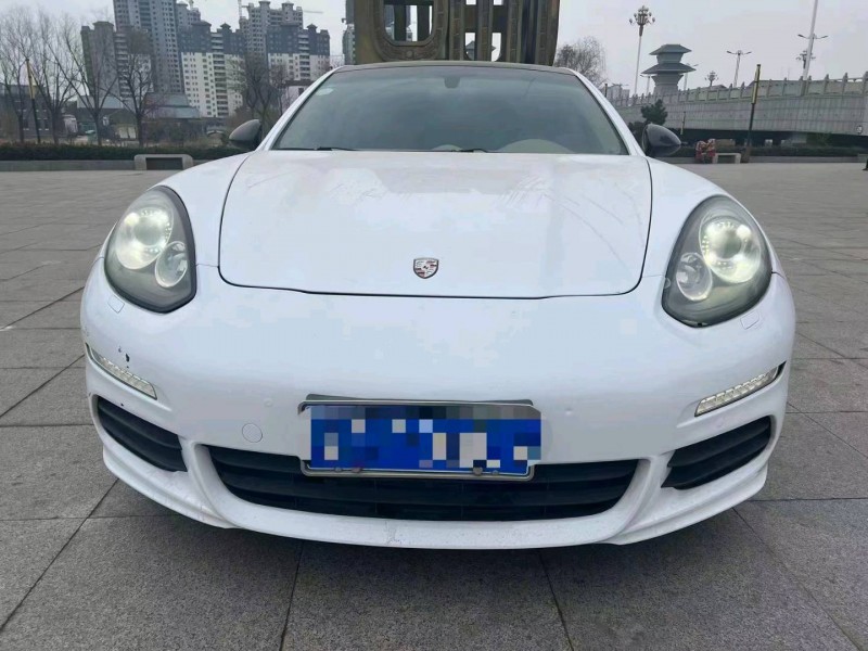 枣庄12年保时捷帕拉梅拉1