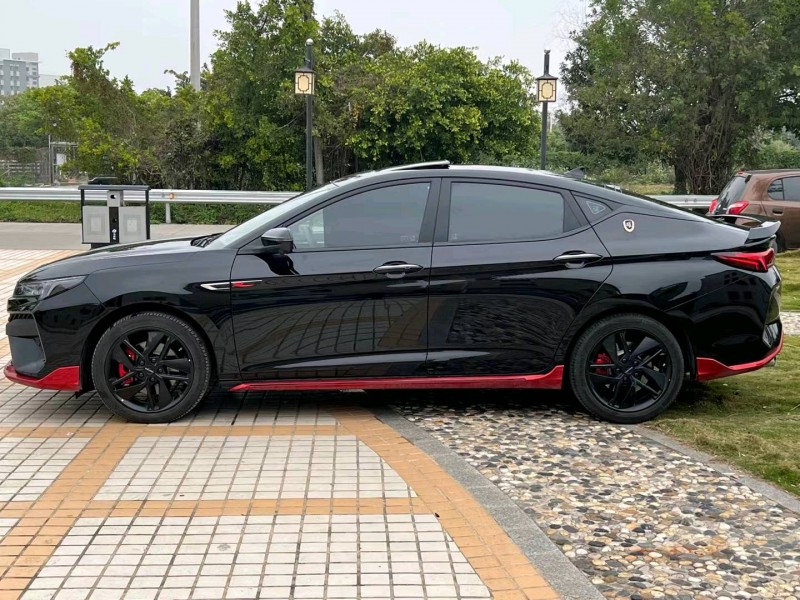 汕頭22年江淮思皓3