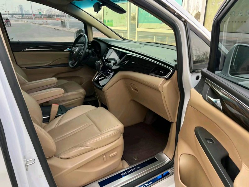 邯郸18年别克GL82