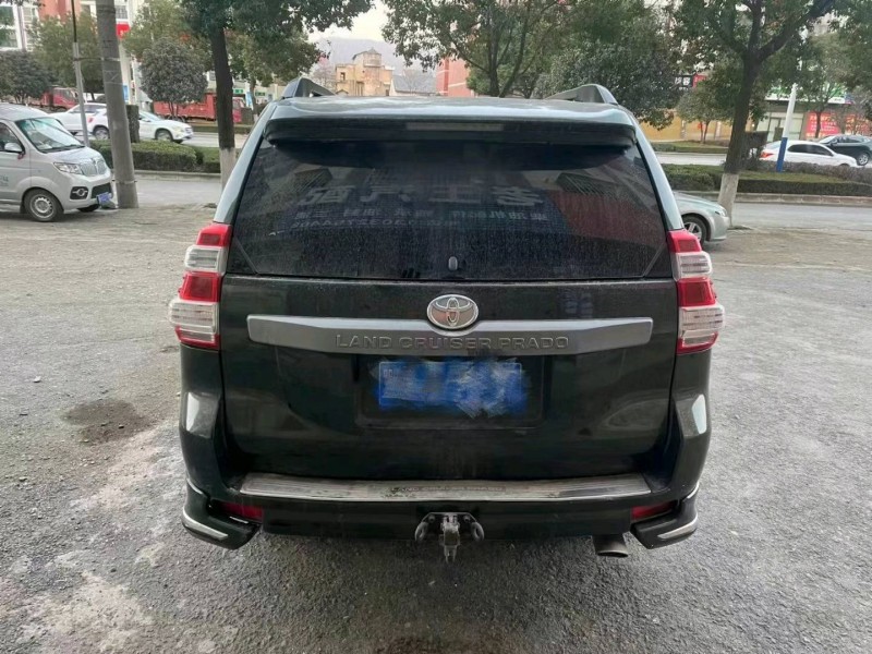 宜昌16年丰田普拉多7