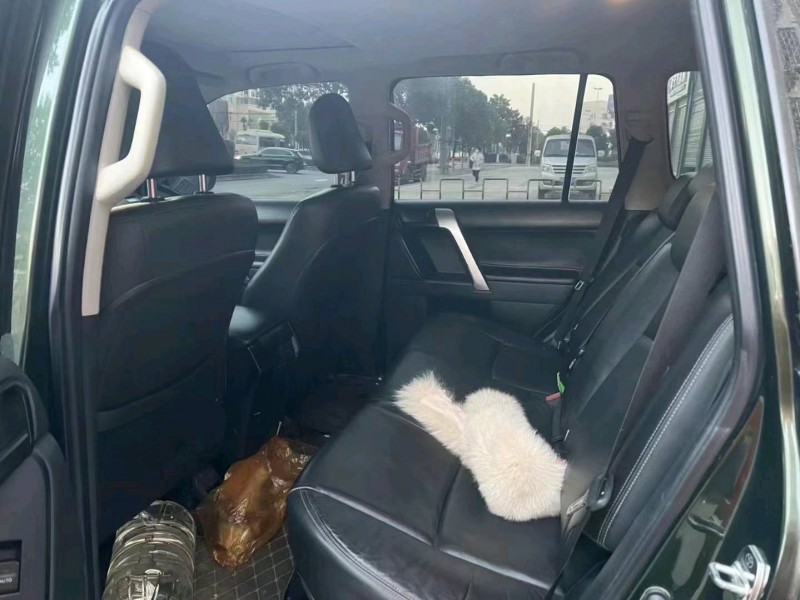 宜昌16年丰田普拉多5