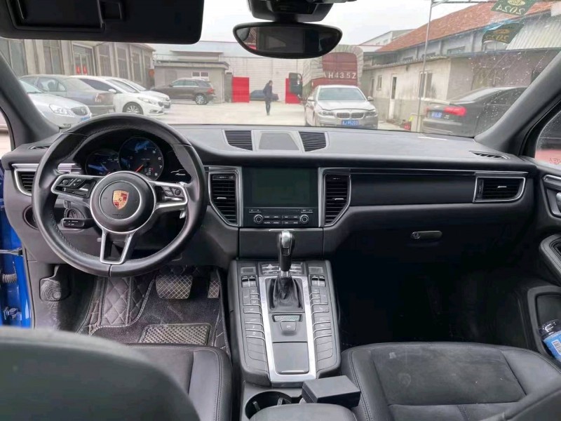 枣庄16年保时捷Macan5