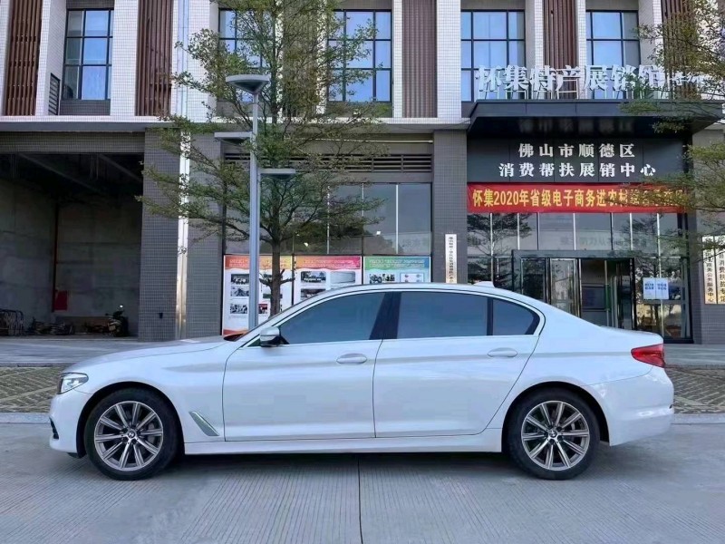 珠海18年宝马5系3