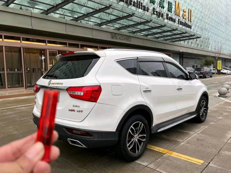 宜昌19年东风风光8