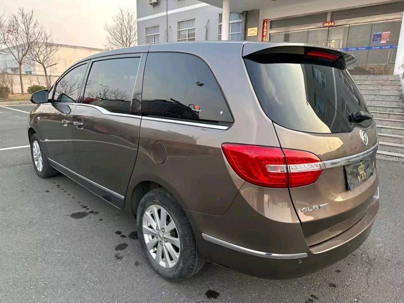 盐城19年别克GL82