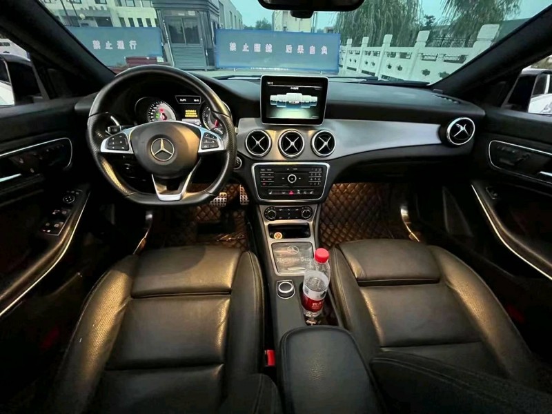 盐城16年奔驰CLA5