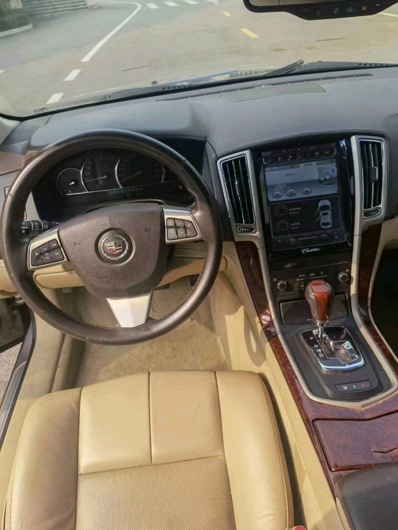 宜昌11年凯迪拉克SLS(海外)8