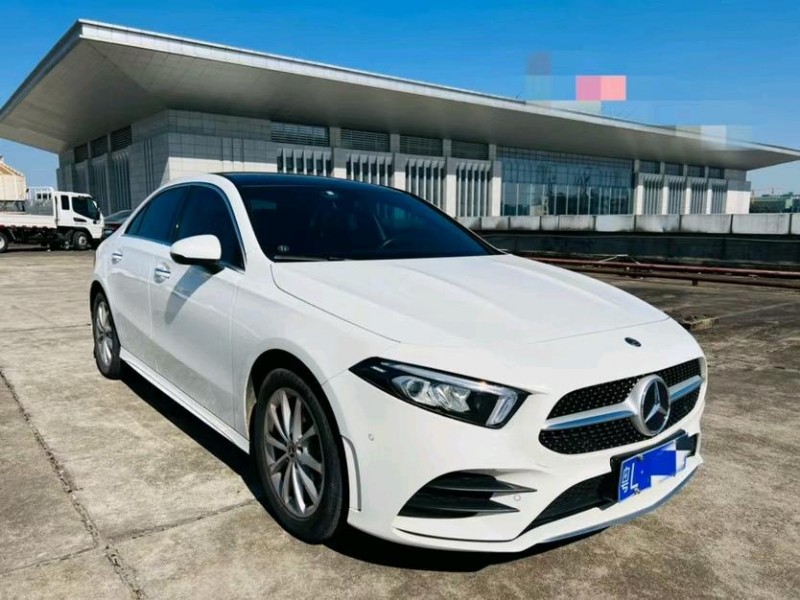 东莞19年奔驰A3