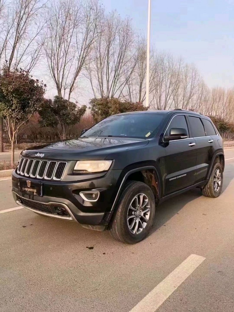 枣庄14年Jeep大切诺基2