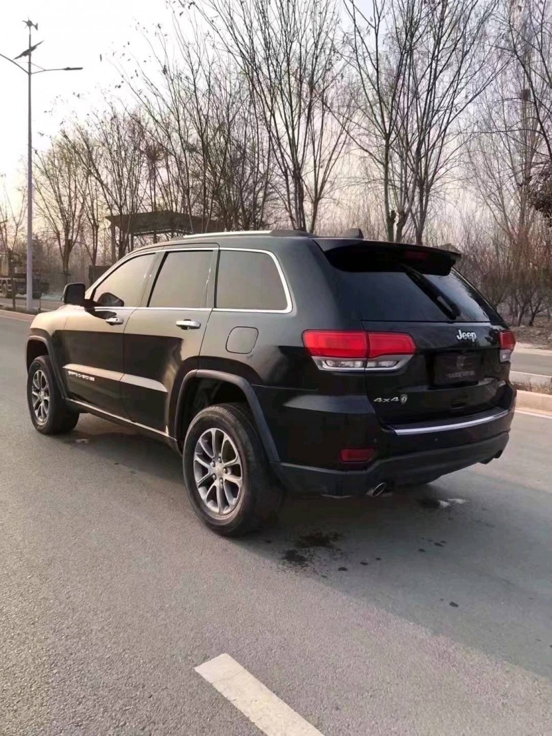 枣庄14年Jeep大切诺基5