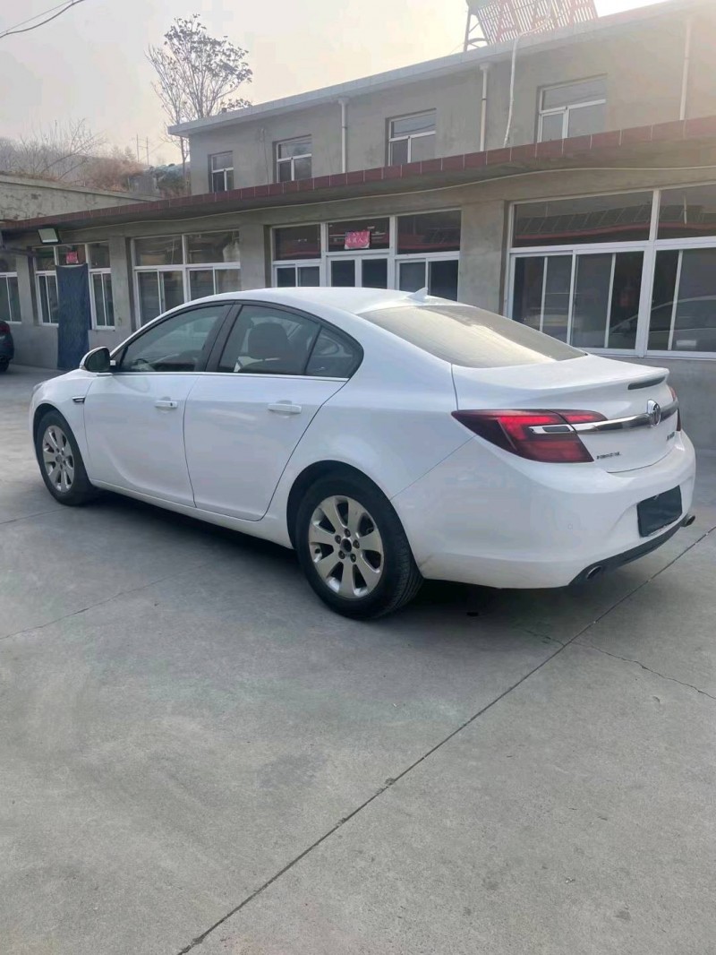 石家庄15年别克君威3