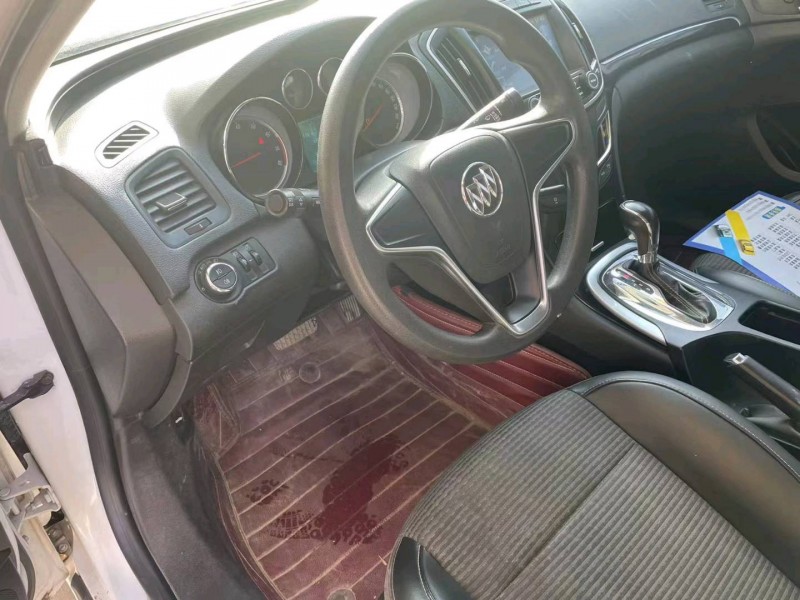 保定16年别克君威5