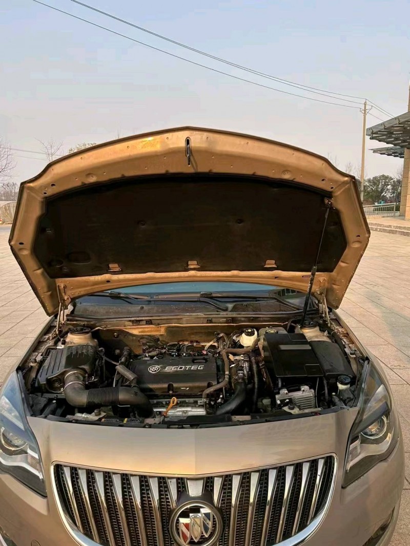 常州17年别克君威5