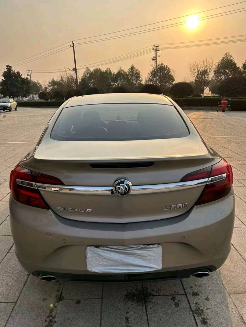 常州17年别克君威6