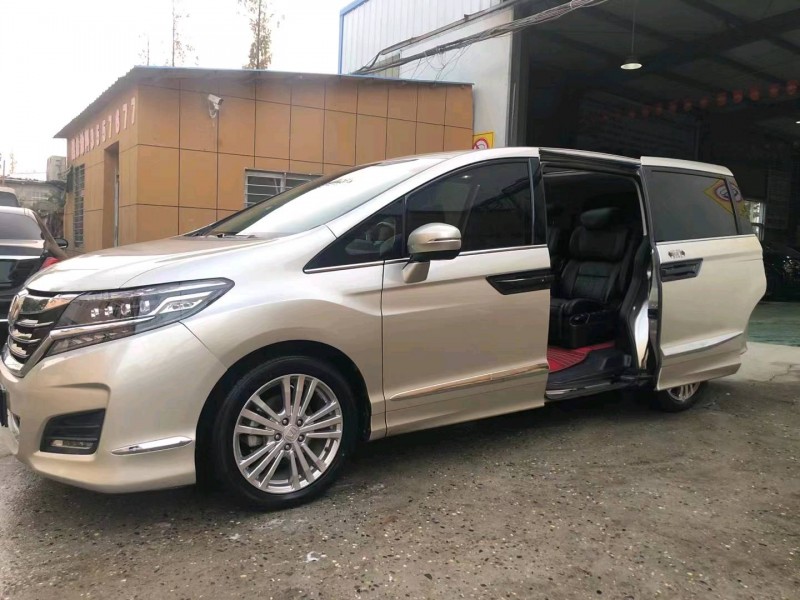 宜昌19年本田艾力绅8