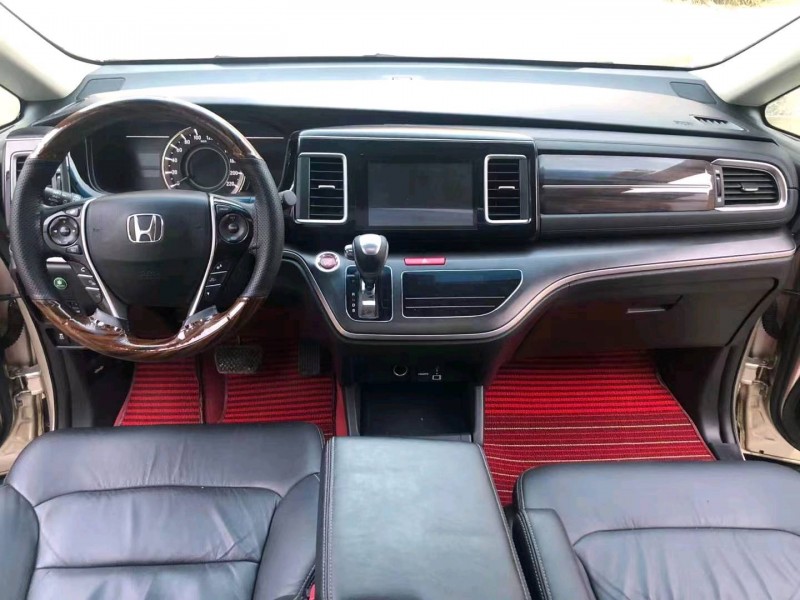 宜昌19年本田艾力绅1