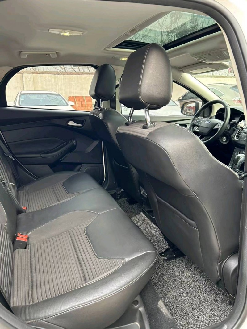 宿迁15年福特福克斯5