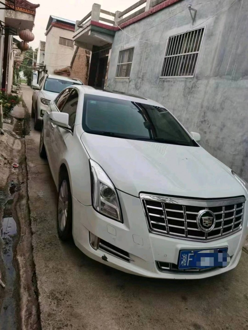 济南14年凯迪拉克XTS2