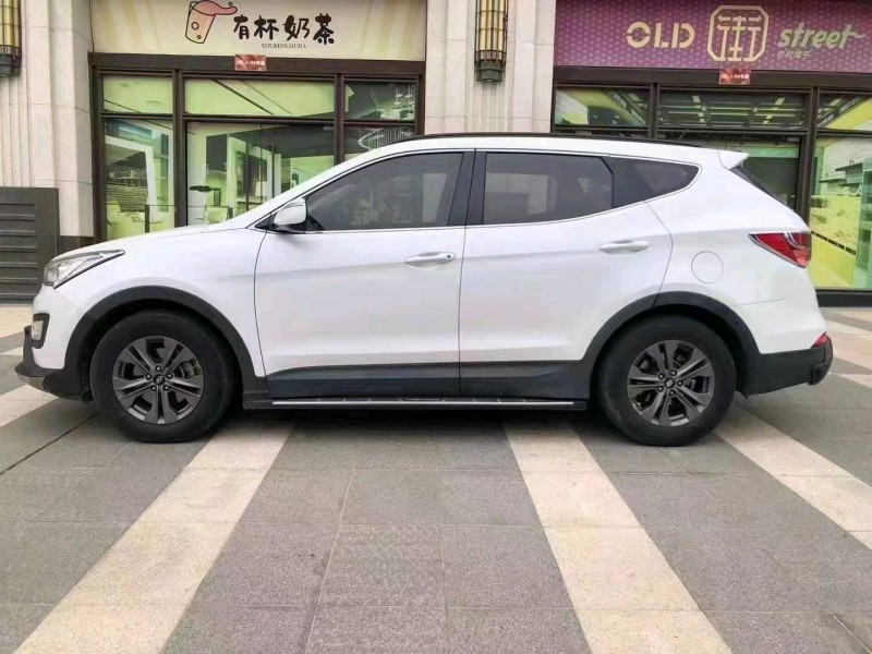 珠海14年现代新胜达9
