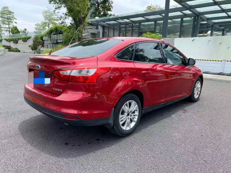 珠海16年福特福克斯6