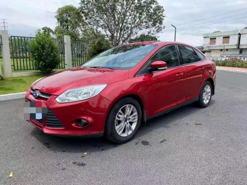 珠海16年福特福克斯9