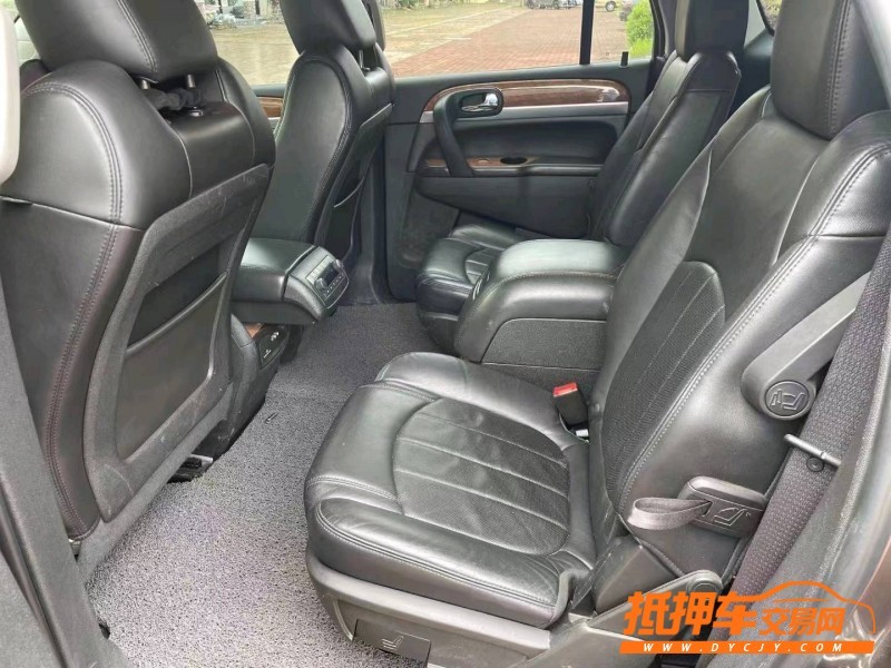 珠海13年别克昂科雷4