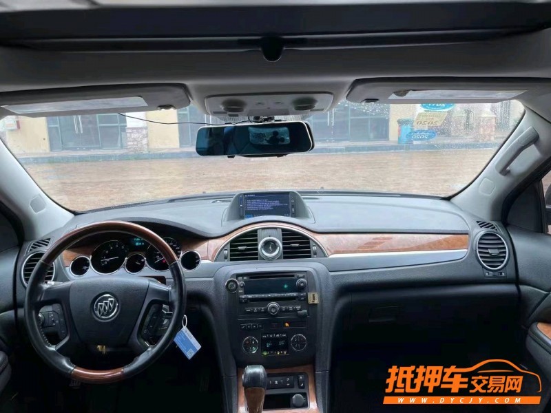 珠海13年别克昂科雷8