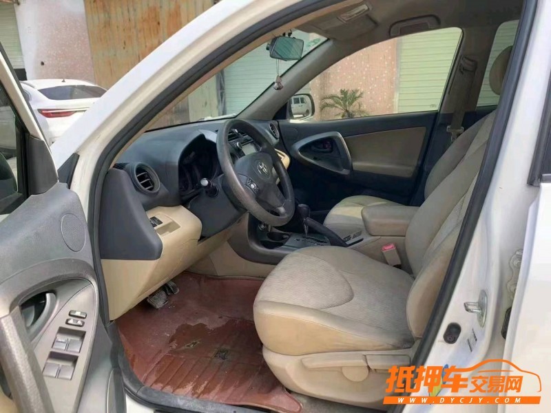 珠海13年丰田RAV45