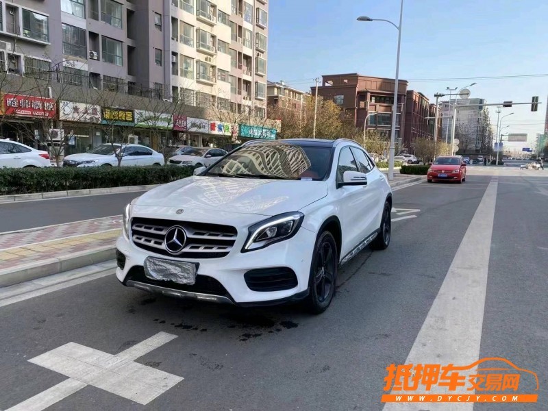 邯郸19年奔驰GLA2