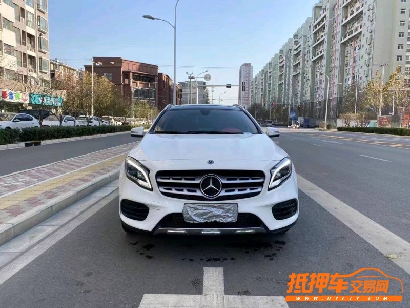 邯郸19年奔驰GLA1