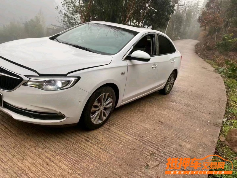 济南18年别克英朗2