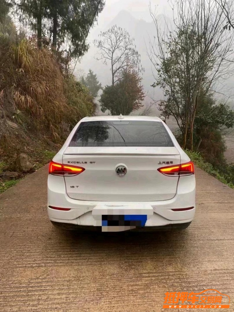 济南18年别克英朗6