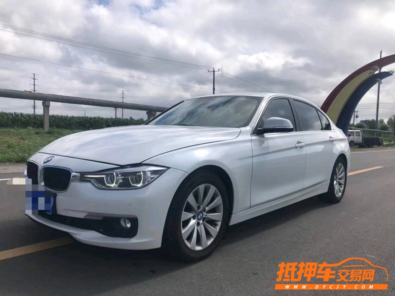 济宁17年宝马3系2