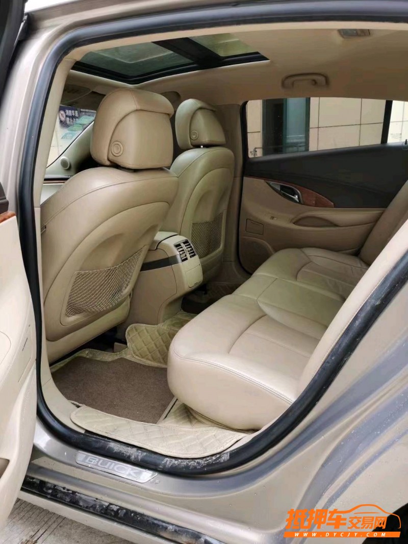 邯郸11年别克君越7