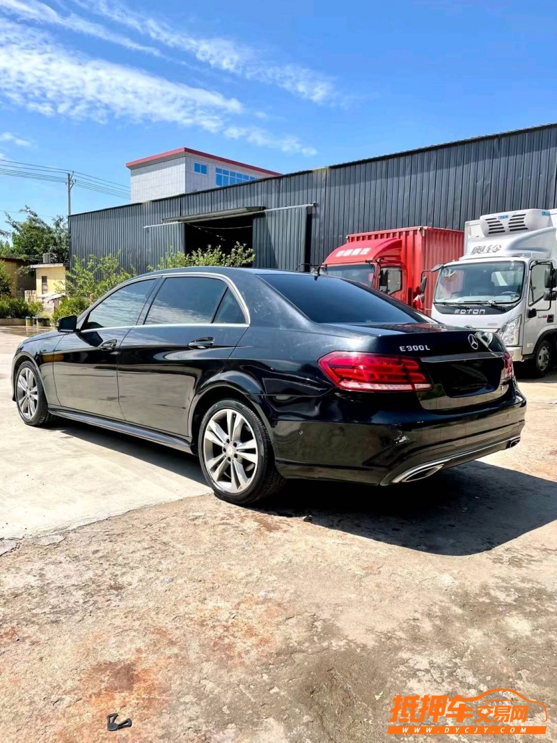 临沂14年奔驰E8