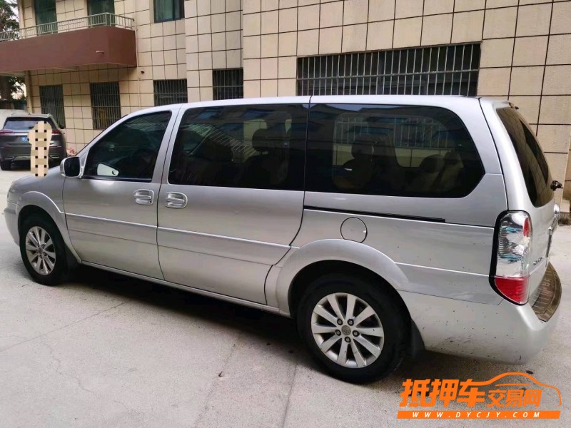 枣庄17年别克GL85